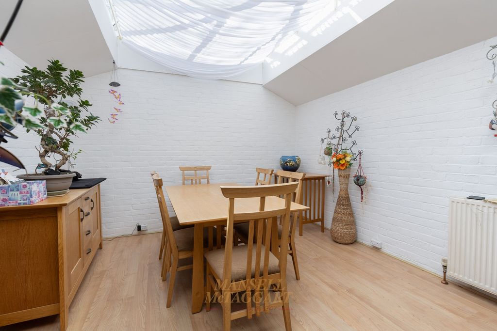 Additional image 8 of 7 bed detached house for saleHackenden Lane, East Grinstead RH19