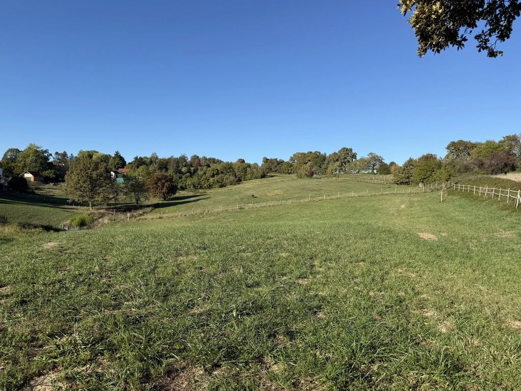 Property photo 1 of 1 Constructible Land Of 2938m² In Salies De Béarn