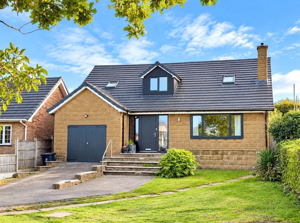 Property photo 1 of 38 Picture No. 52