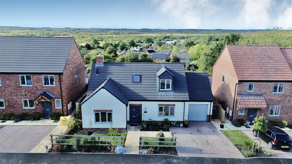 Property photo 1 of 30 1