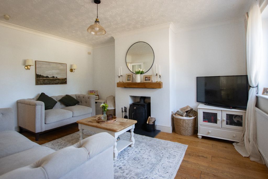 Property photo 2 of 28 5070552