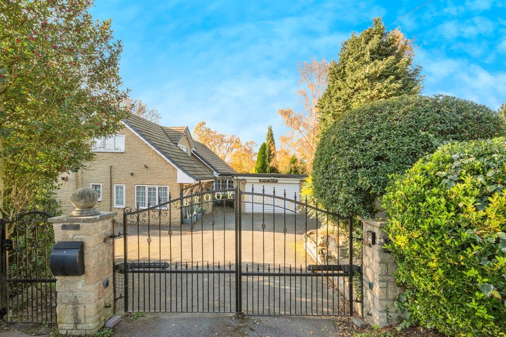 Property photo 3 of 21