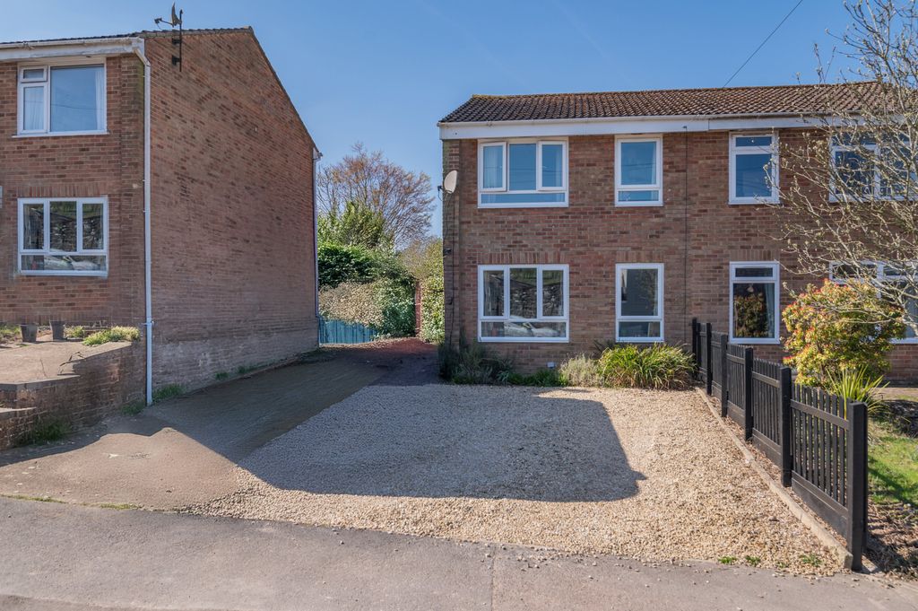 Property photo 1 of 23