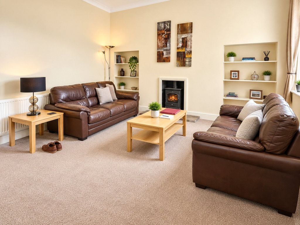 Property photo 2 of 16 Picture No. 32