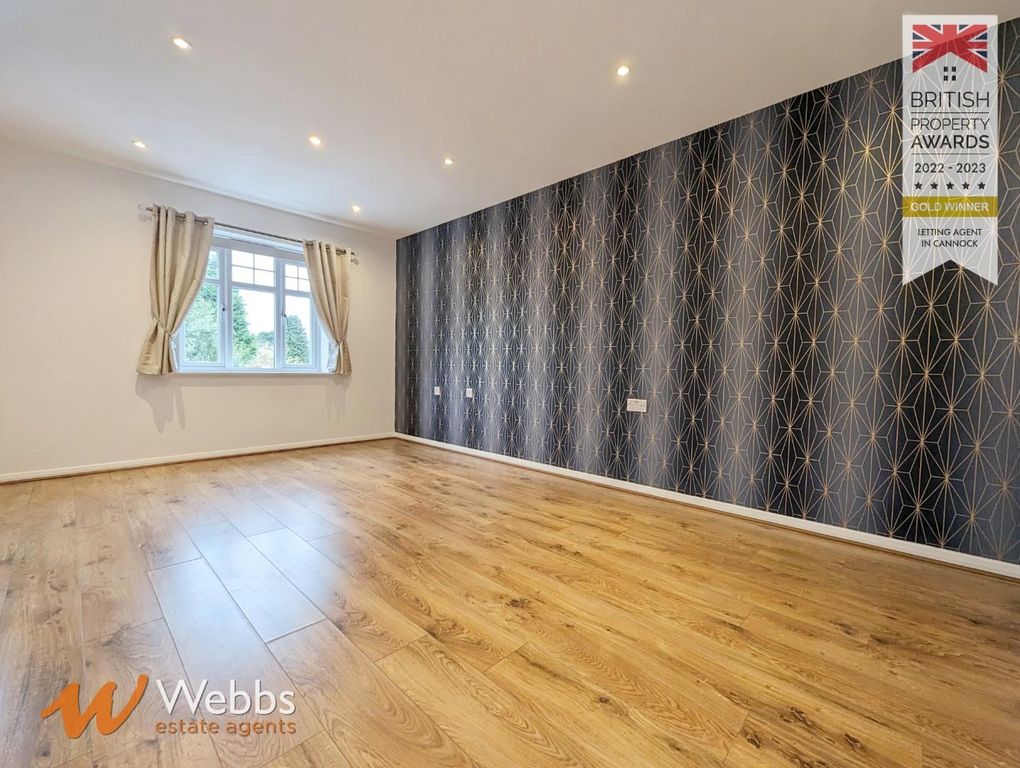 Property photo 2 of 15 Lounge 3.Jpg