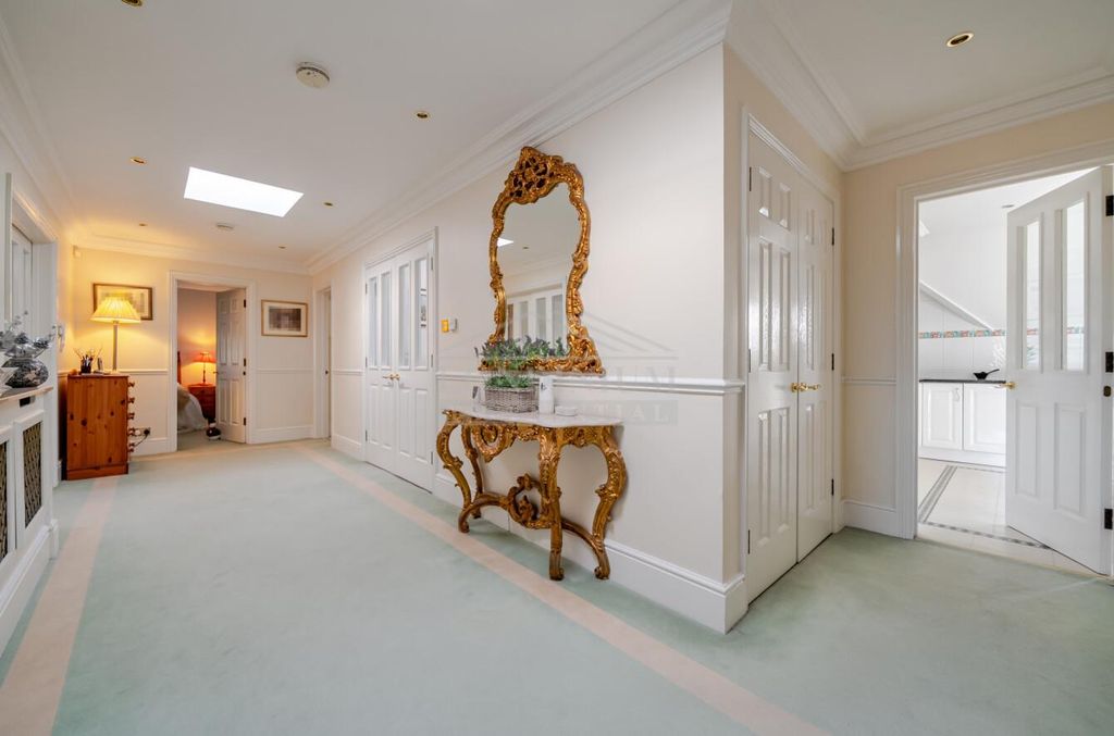 Property photo 2 of 16 426c8767-693d-4F32-A13c-F87De9Adac45.Jpg