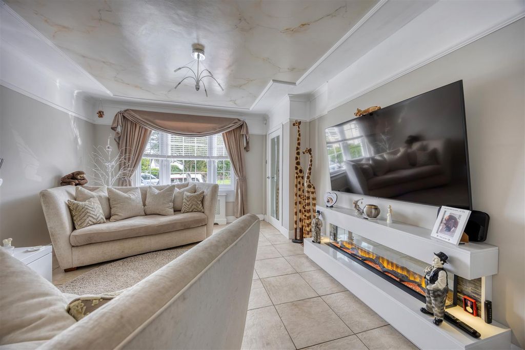 Property photo 2 of 24 143_The_Oval_Glenboig_008.Jpeg