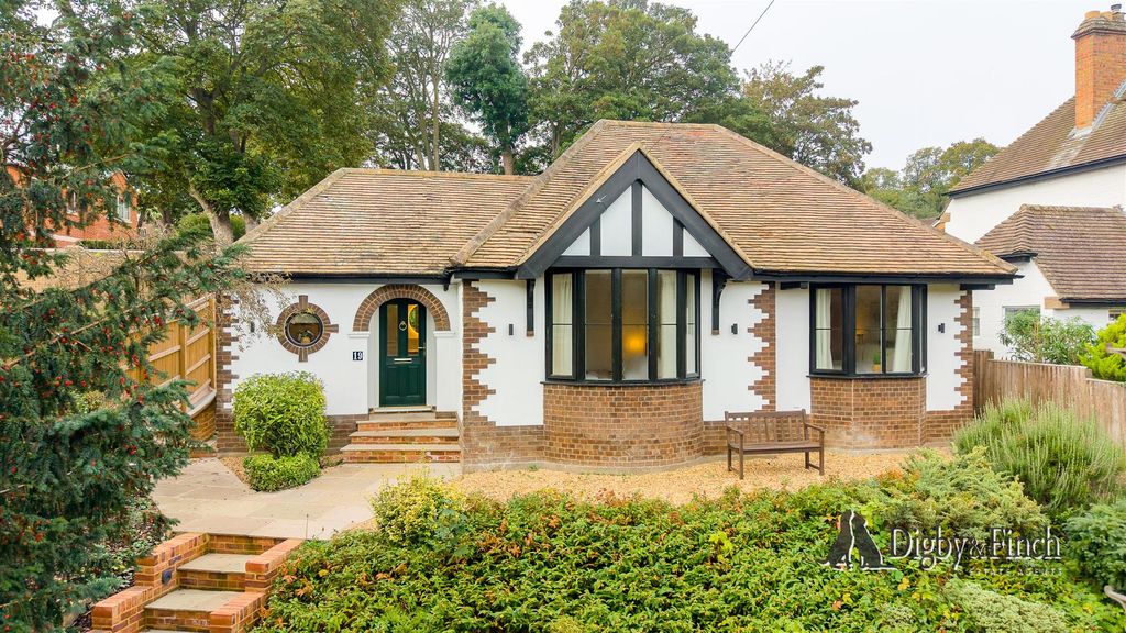 Property photo 1 of 24