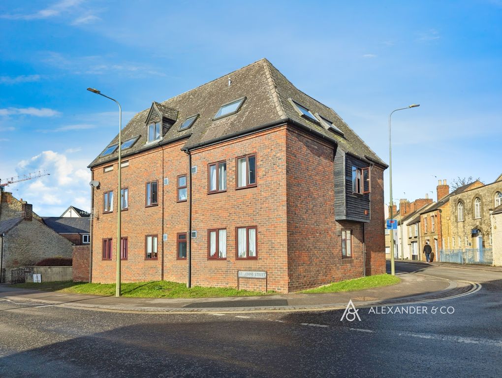 Property photo 1 of 10 1