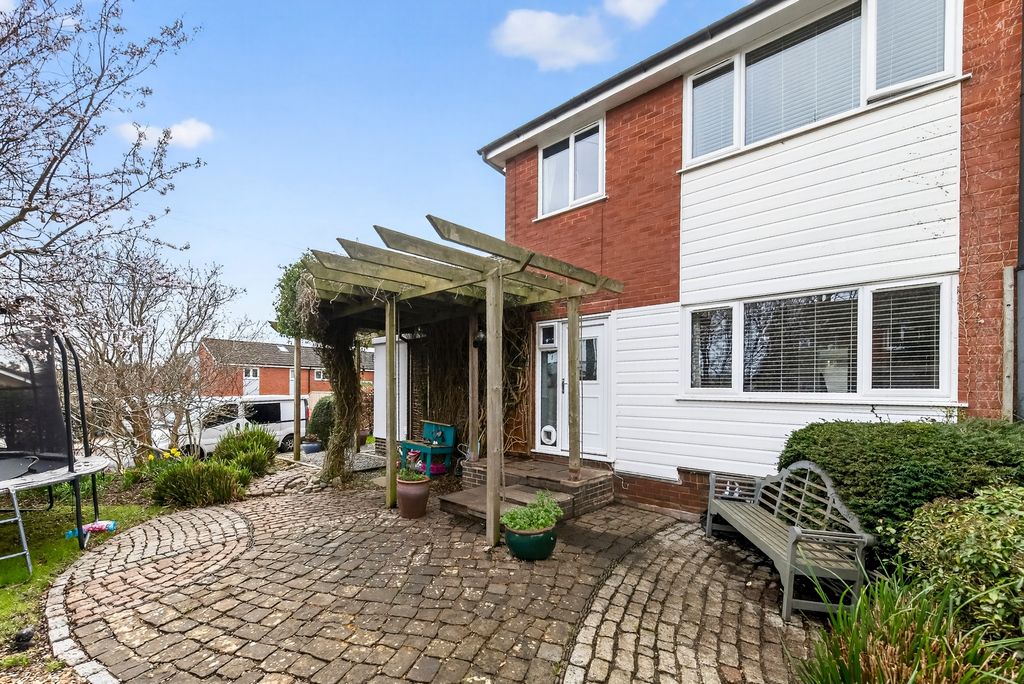 Property photo 1 of 22