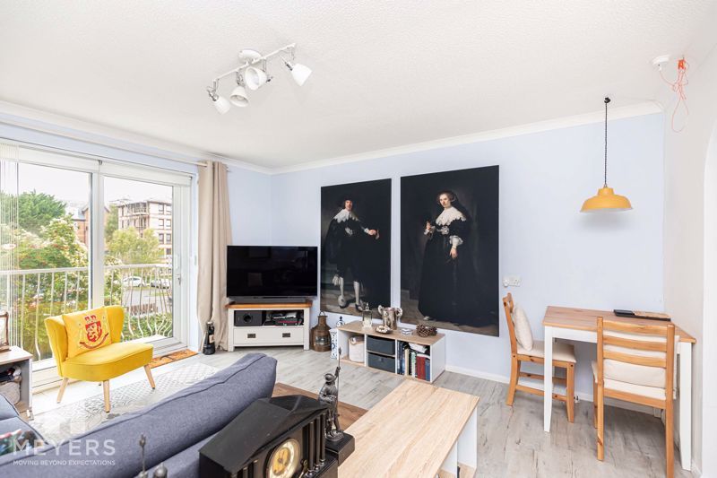 Property photo 2 of 16 Photo 9