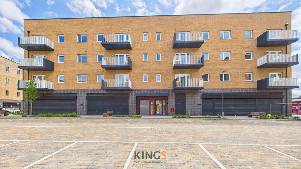 Property photo 1 of 11 Exterior