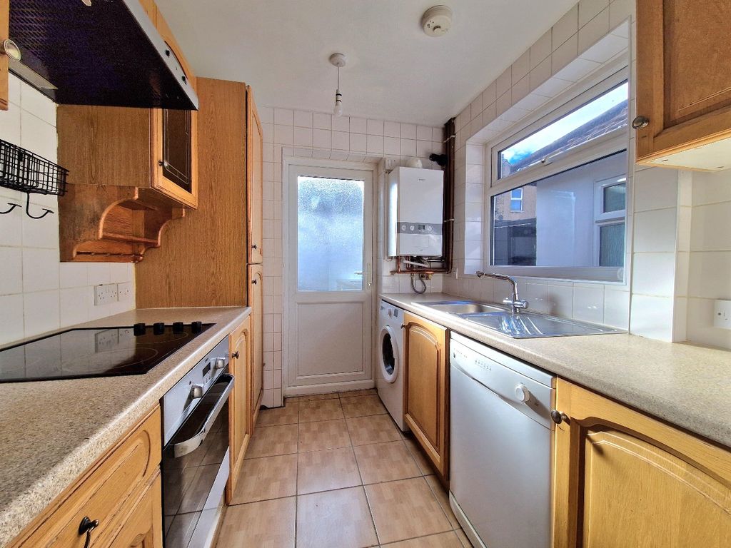 Property photo 2 of 13 4626521