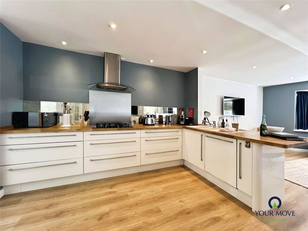 Property photo 2 of 15 Picture No. 03