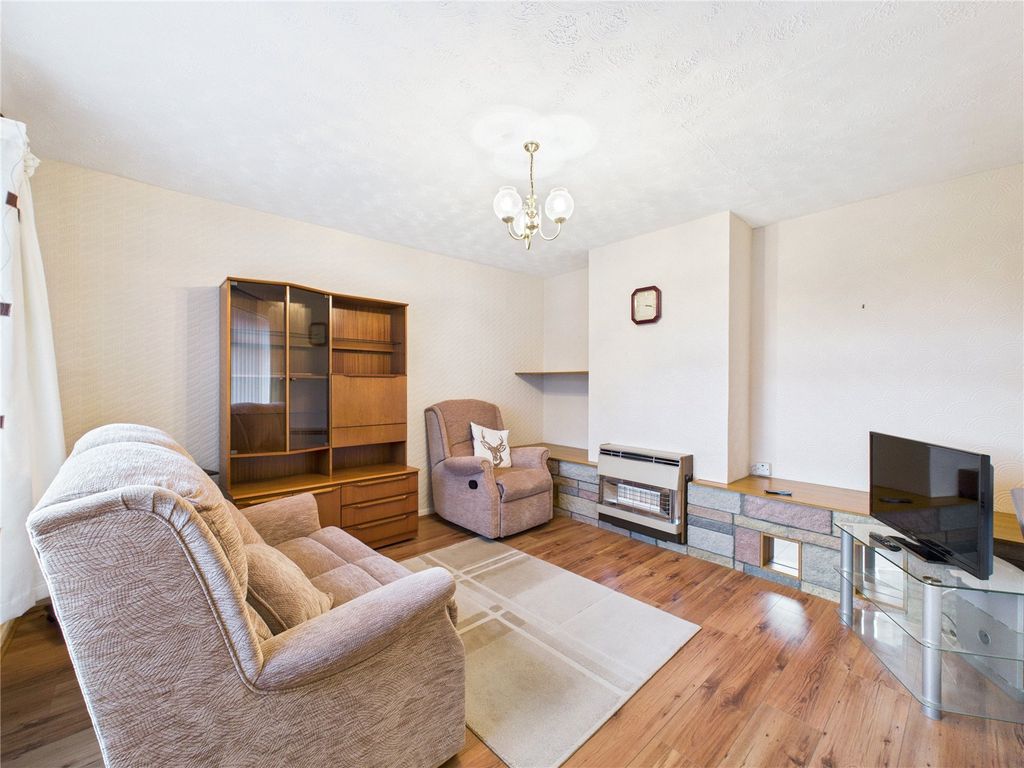 Property photo 2 of 18 Picture No. 22