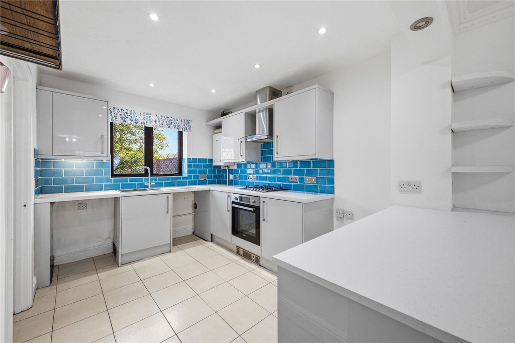 Property photo 3 of 18 Picture No. 03