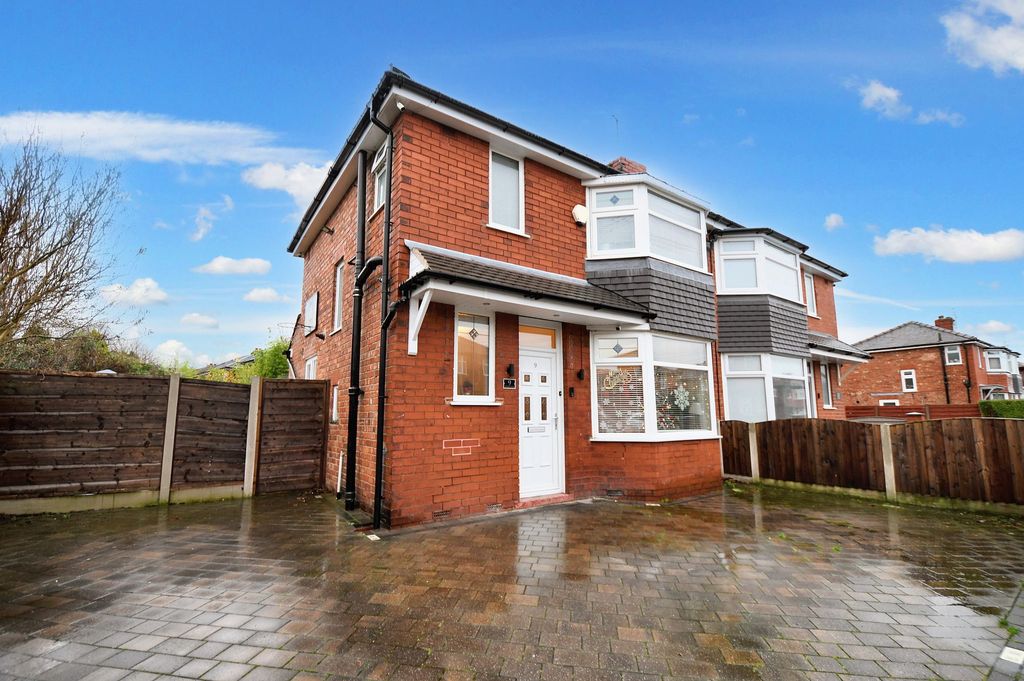 Property photo 1 of 22