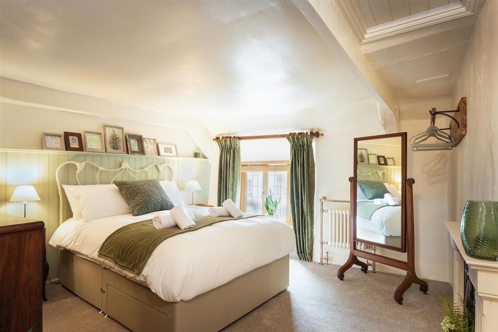 Property photo 1 of 15 Chapel Cottage 1 Copy.Jpg