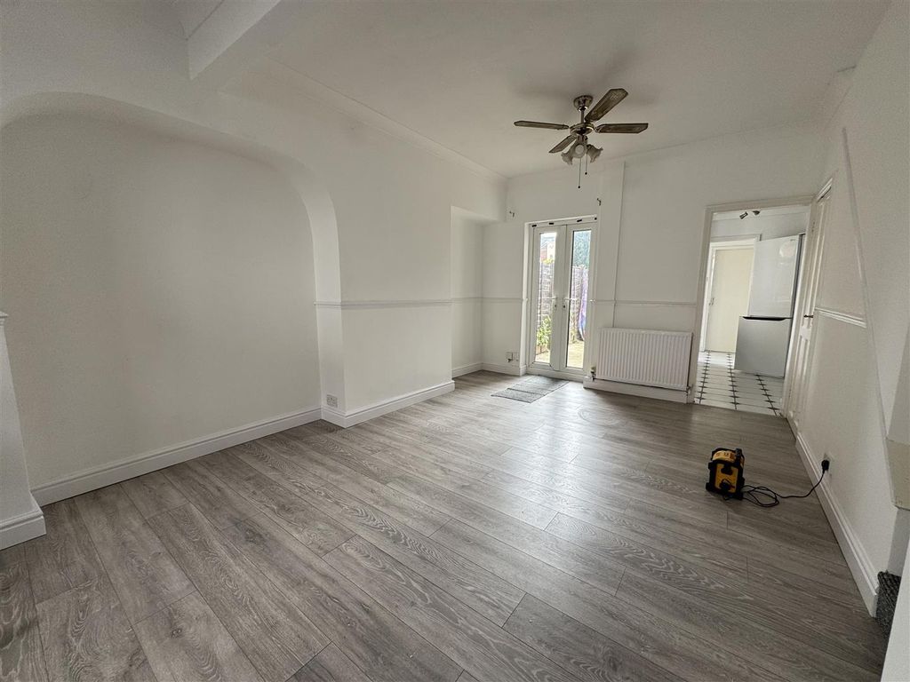 Property photo 2 of 8 Photo 02-04-2026, 11 31 44.Jpg