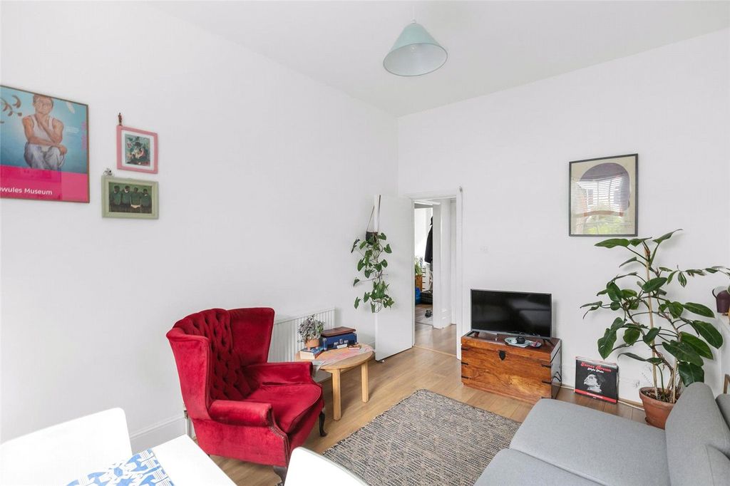 Property photo 3 of 15 Picture No. 16