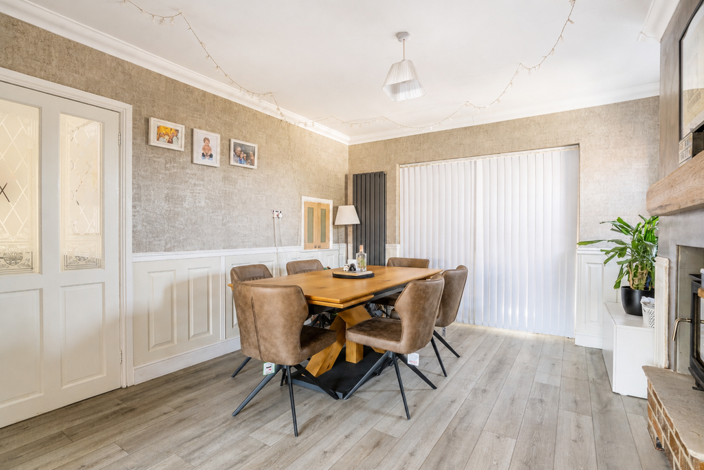 Property photo 3 of 27 Dining Room