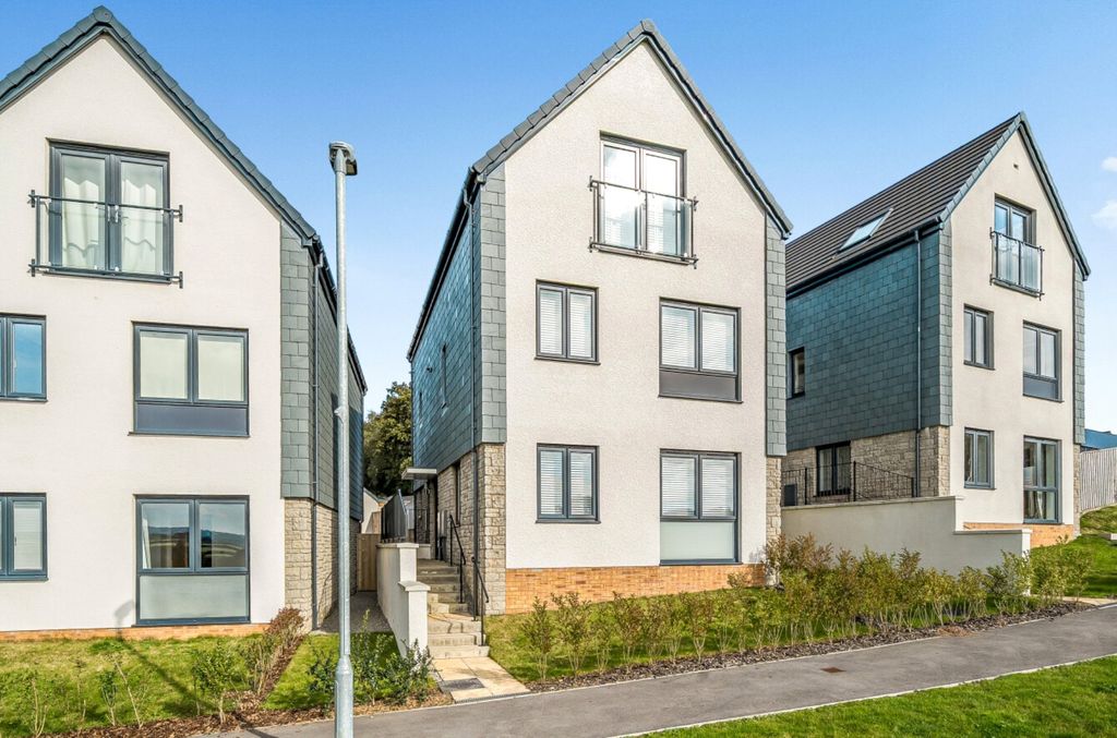 Property photo 1 of 20 Picture No. 16