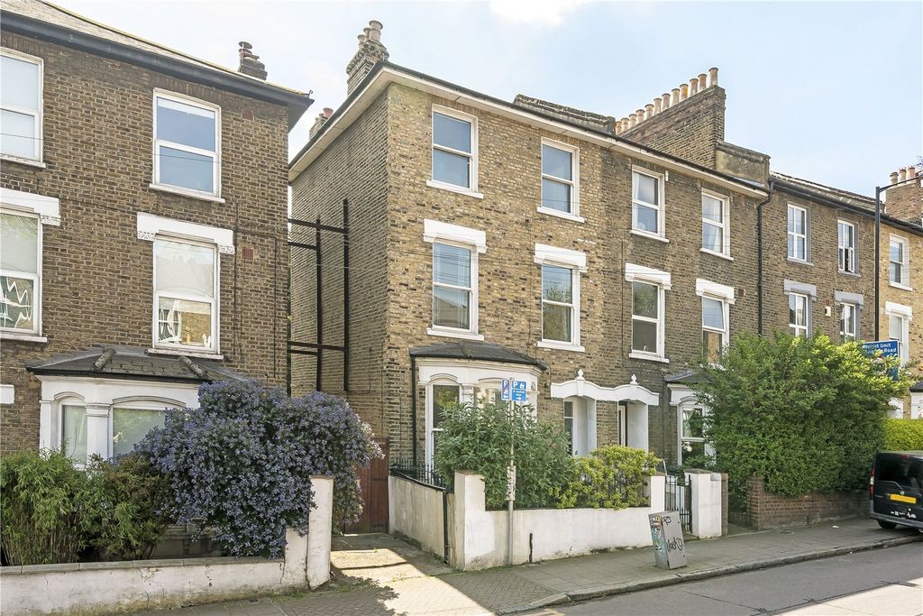 Property photo 1 of 10 Picture No. 06