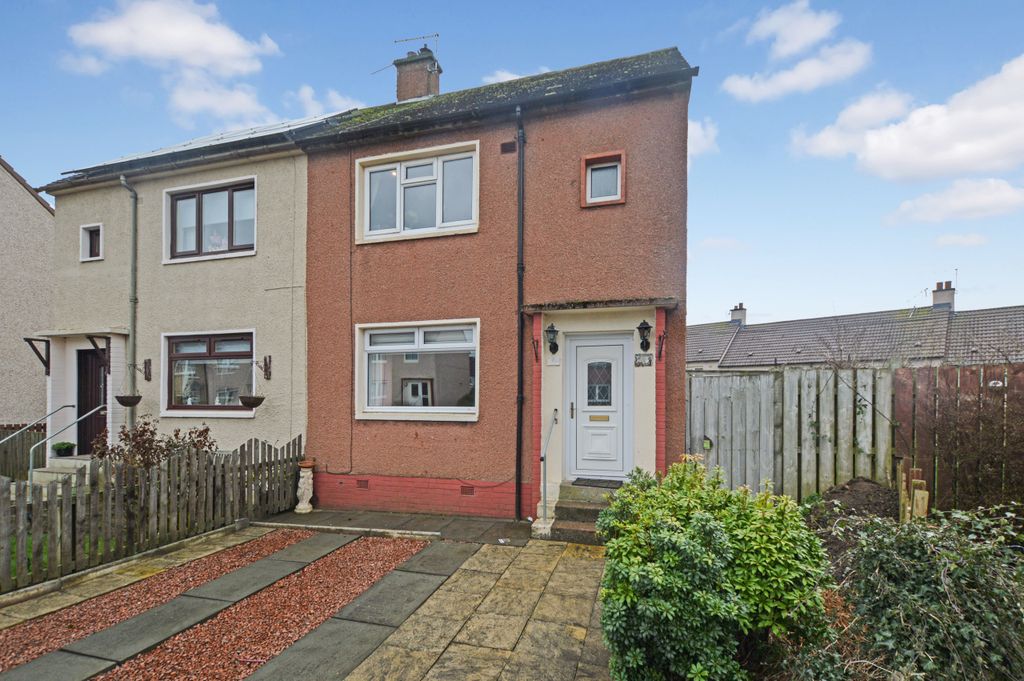 Property photo 1 of 17 Front View