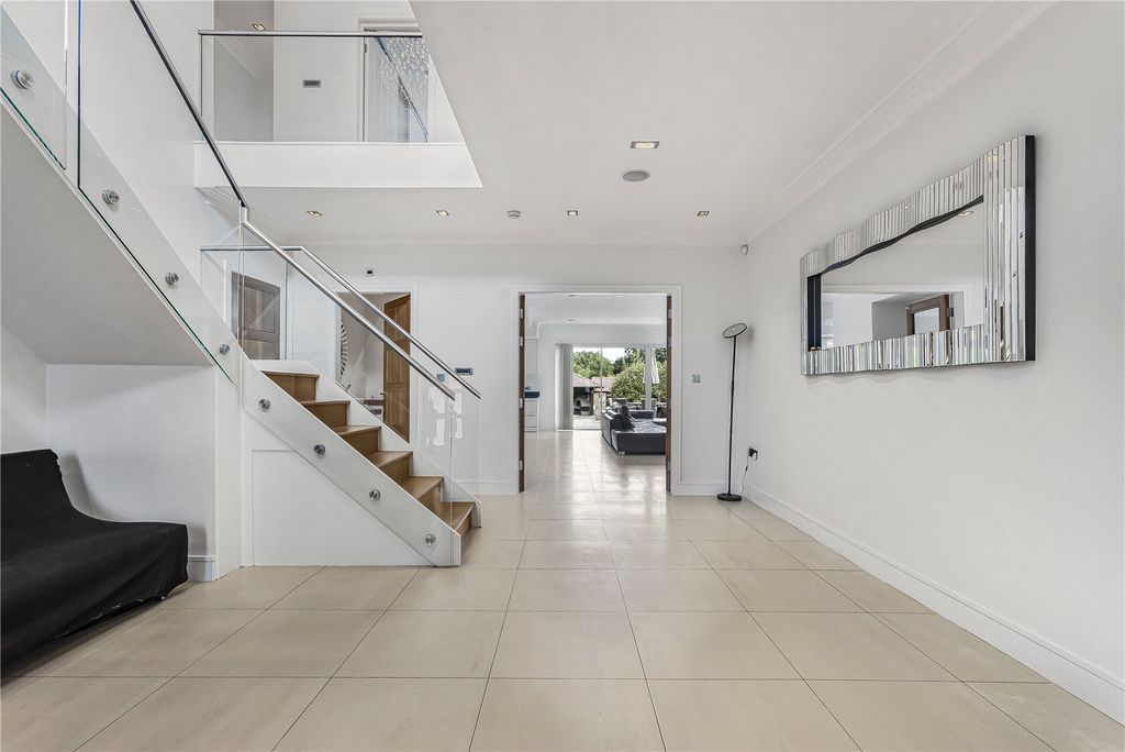 Property photo 2 of 19 Picture No. 78