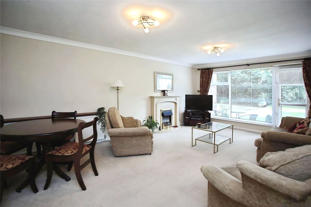 Property photo 2 of 20 Picture No. 44