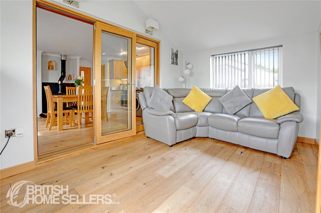 Property photo 2 of 14 Picture No. 14