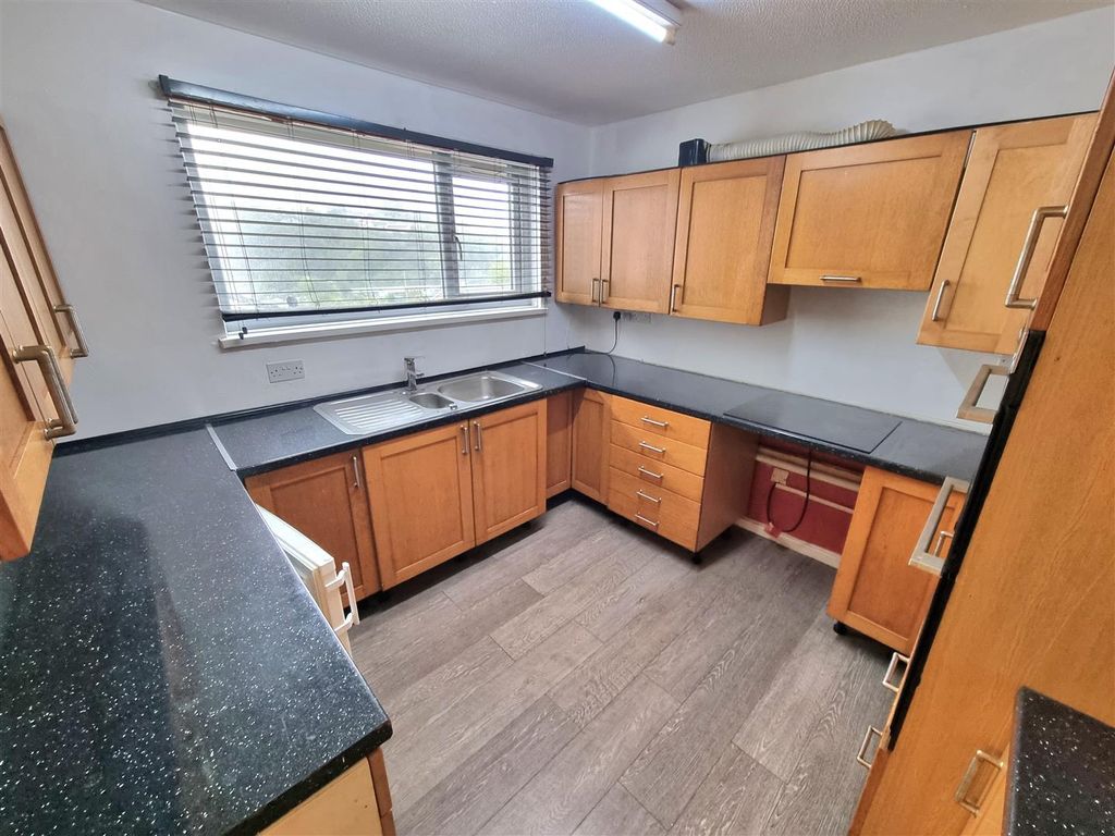 Property photo 2 of 16 Kitchen.Jpg