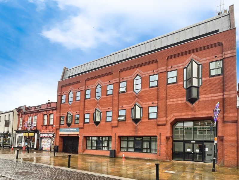 Property photo 1 of 13 External