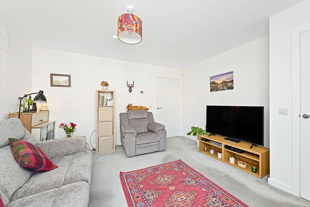 Property photo 3 of 17 Property Image 3