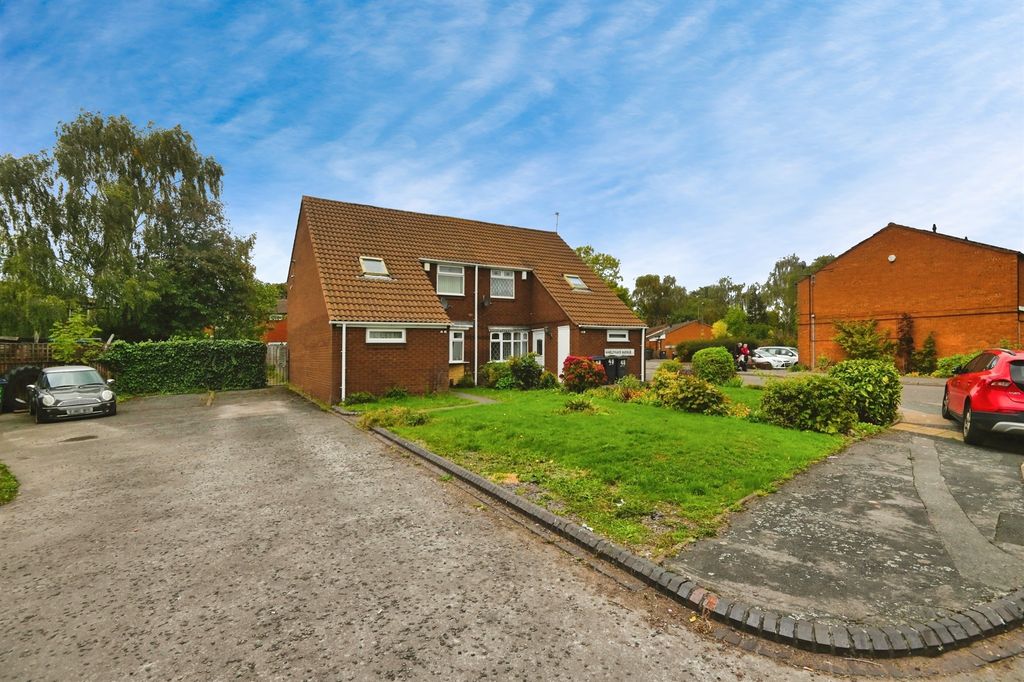 Property photo 2 of 17