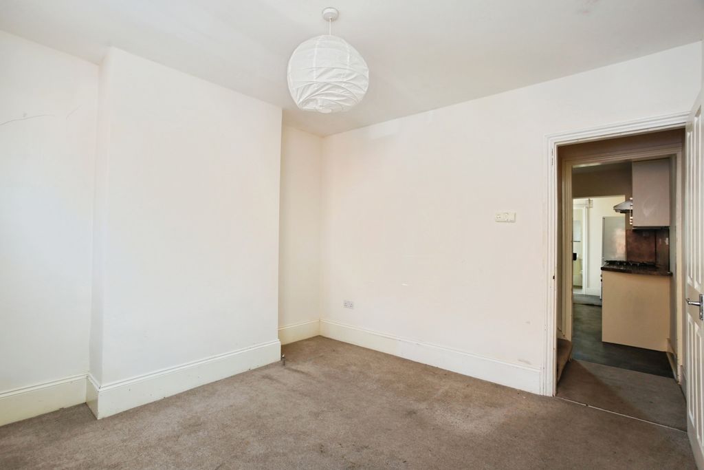 Property photo 3 of 14 Pbox-Img.Jpg