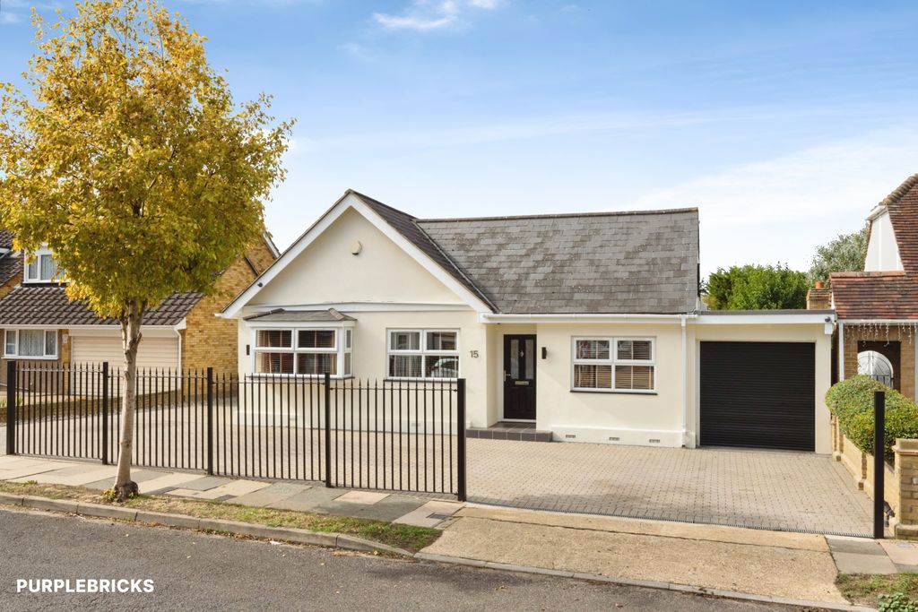 Property photo 2 of 37