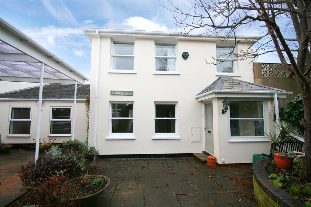 Property photo 2 of 12 Picture No. 27