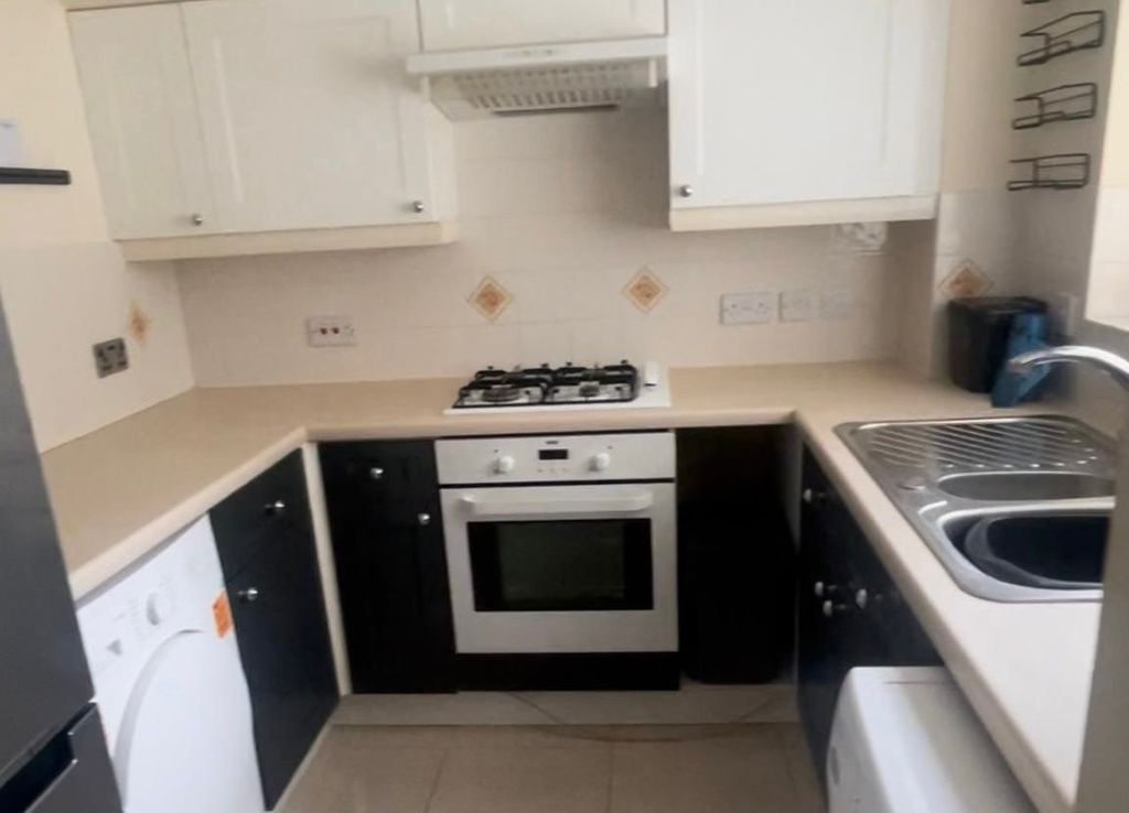 Property photo 2 of 13 34B798B0-c467-4780-B885-583Be67B0Bf7.Jpg