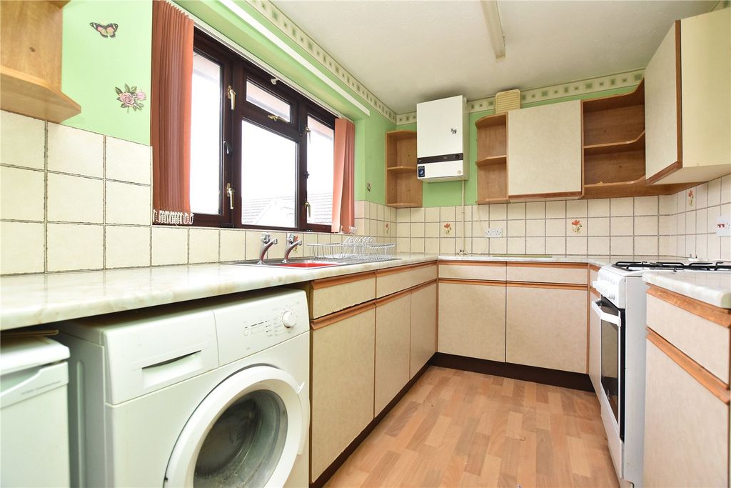 Property photo 3 of 14 Picture No. 16