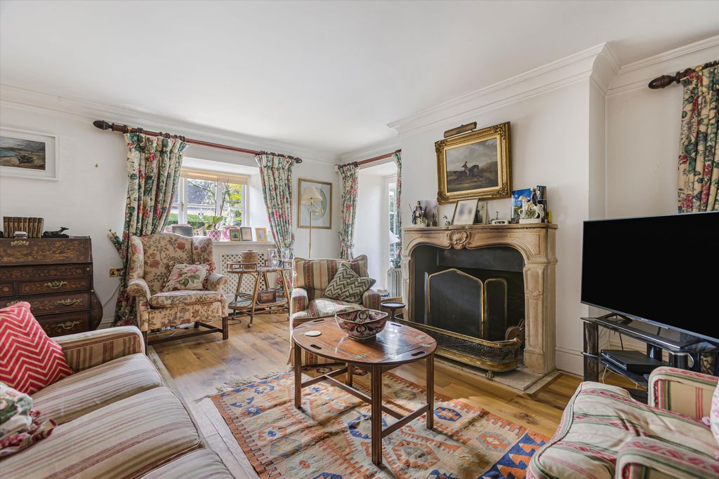 Property photo 3 of 16 Image