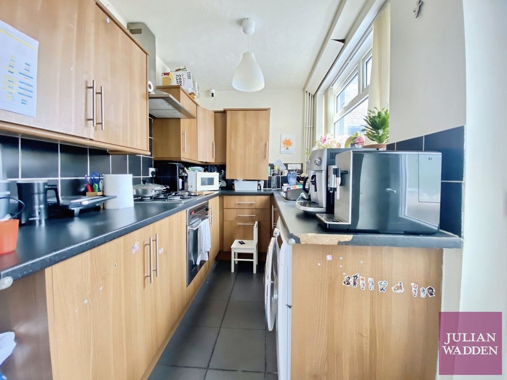 Property photo 3 of 5 Picture No. 06