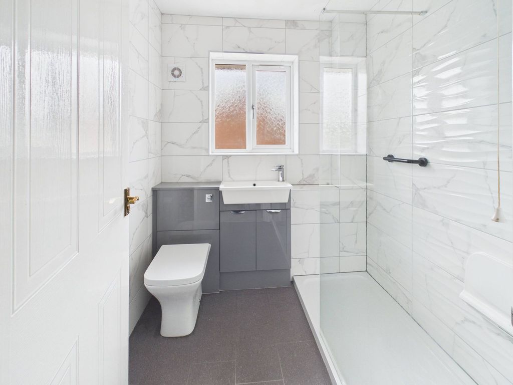 Property photo 3 of 26