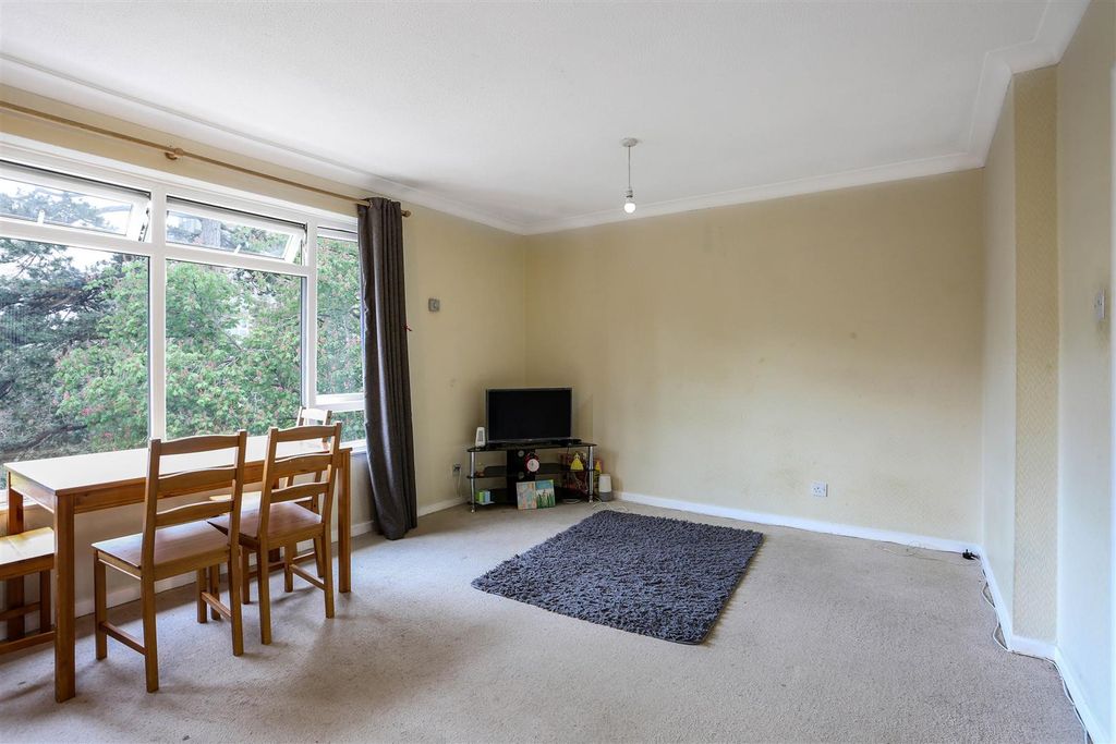 Property photo 3 of 13 1454474693 - 9.Jpg