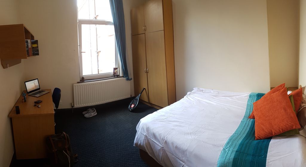 Property photo 2 of 9