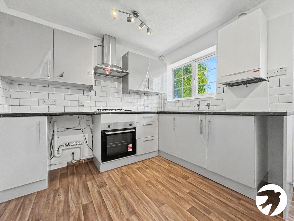 Property photo 2 of 16 Picture No. 20