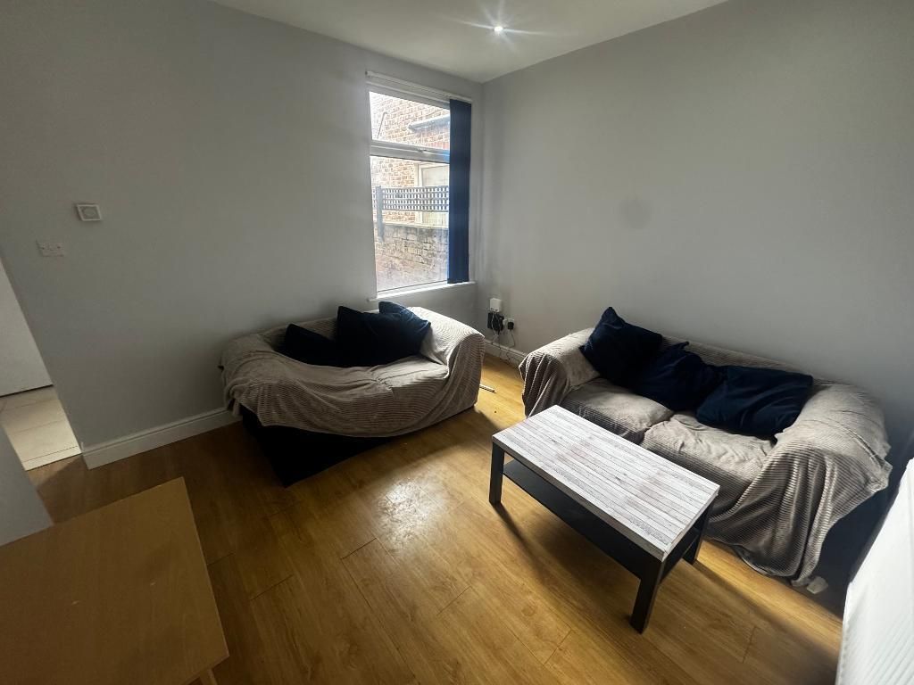 Property photo 2 of 9 Photo 2