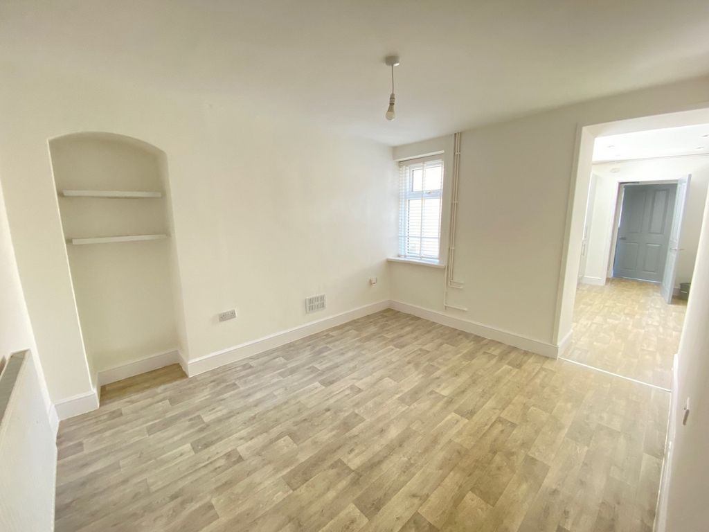 Property photo 3 of 8 Not Specified