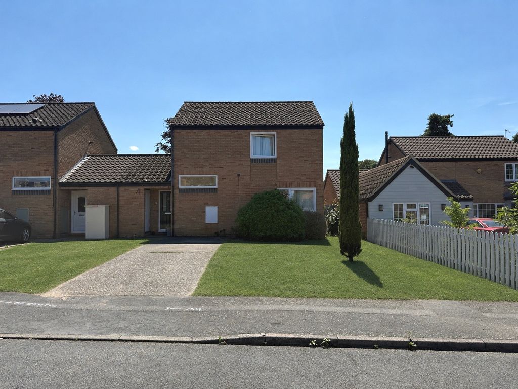 Property photo 1 of 12