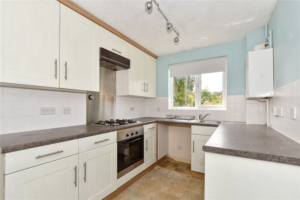 Property photo 1 of 12 Kitchen